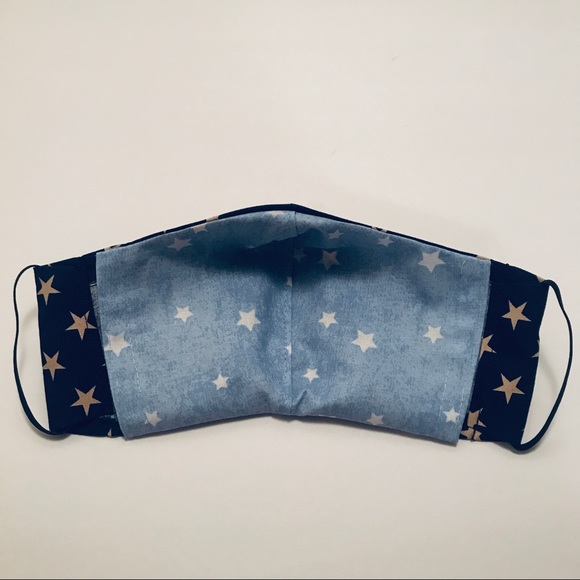 Reversible Navy Stars Face Mask with Pocket - Picture 5 of 9